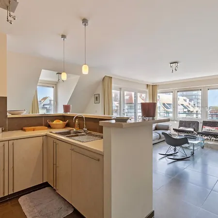 Icarus 0502 P-235 Apartman *